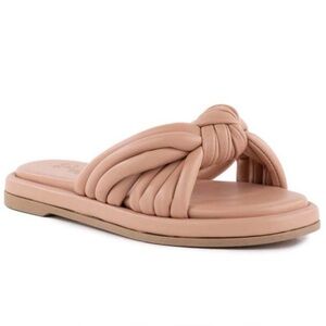 Seychelles Simply The Best Sandal in Vacchtta Size 8.5